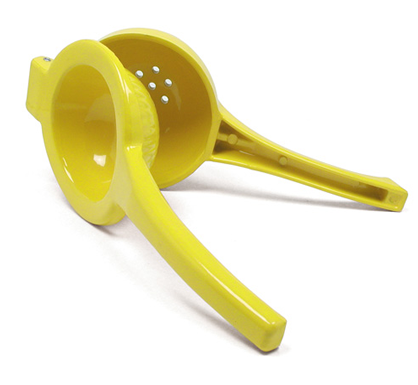 Healthy Kitchen Tools: Citrus Squeezer