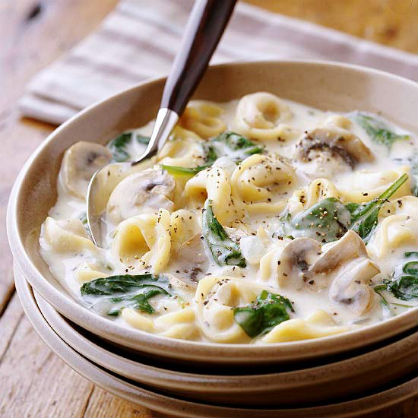 Slow Cooker Tortellini Soup