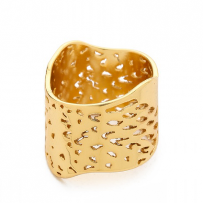 Exotic Python Ring | LadyLUX - Online Luxury Lifestyle, Technology and Fashion Magazine