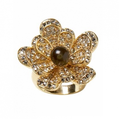 Blooming Flower Ring | LadyLUX - Online Luxury Lifestyle, Technology and Fashion Magazine