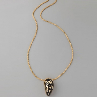 Leaf Tusk Pendant Necklace | LadyLUX - Online Luxury Lifestyle, Technology and Fashion Magazine