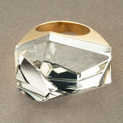 Quartz Ring | LadyLUX - Online Luxury Lifestyle, Technology and Fashion Magazine